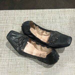 Tod’s Black Leather Driving Loafer 7.5.